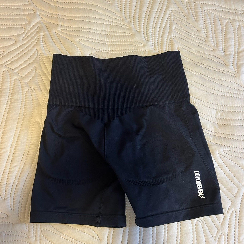 New DOYOUEVEN gym shorts
